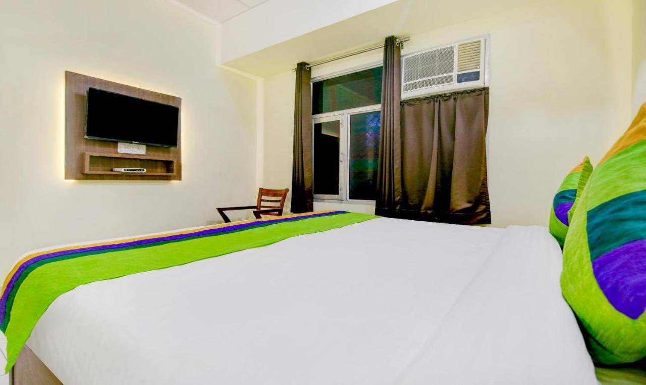 Itsy Hotels Oasis Inn ジャランダール エクステリア 写真