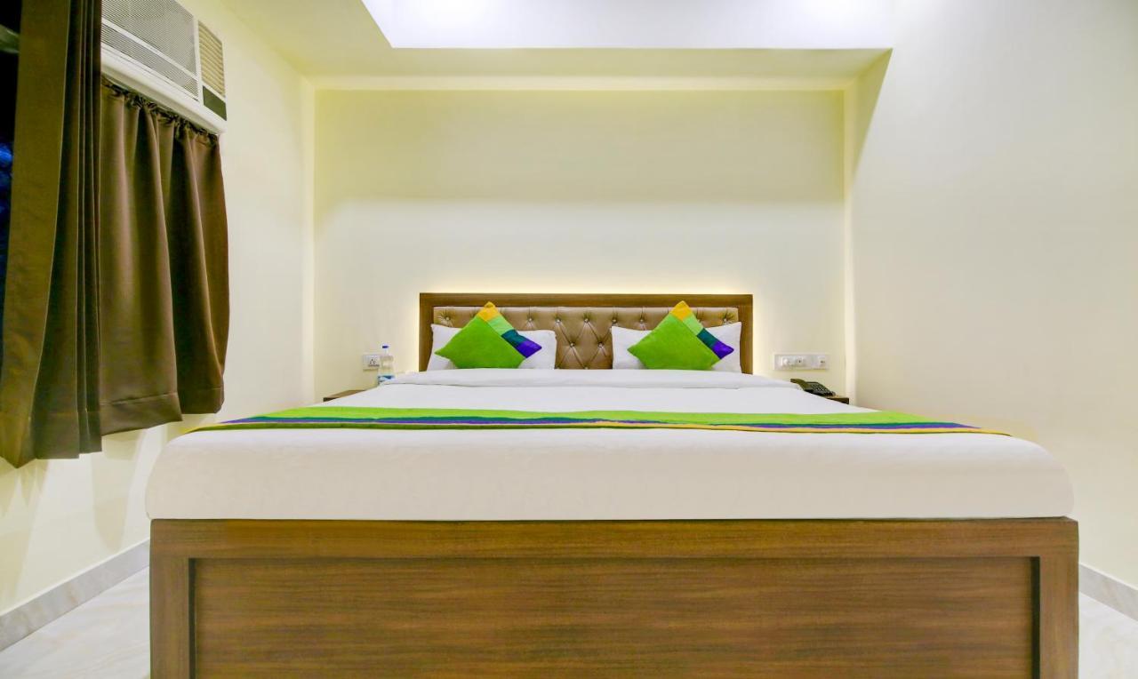 Itsy Hotels Oasis Inn ジャランダール エクステリア 写真